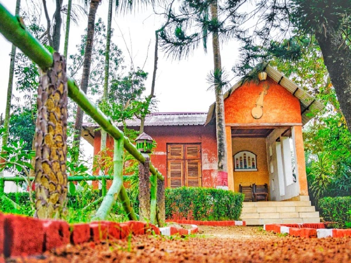 Raktokorobi Karu Gram Sri Niketan Exterior foto