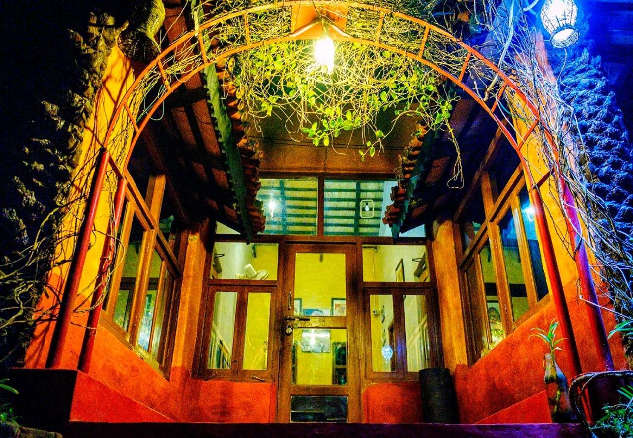 Raktokorobi Karu Gram Sri Niketan Exterior foto